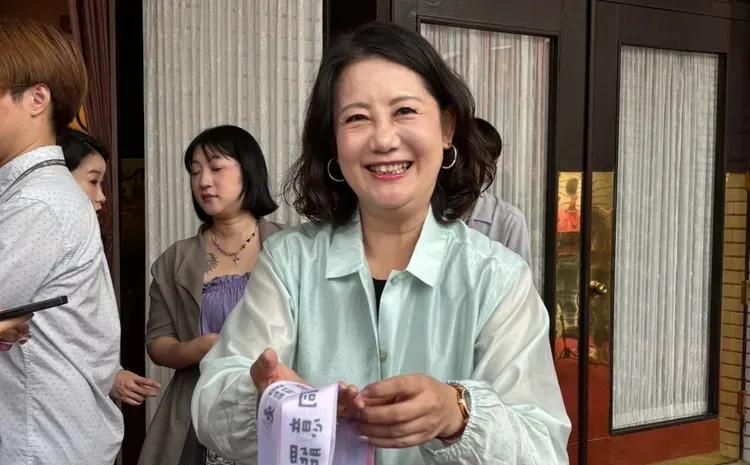 民进党团干事长吴思瑶今天嚣张妄言叫嚣称，台湾地区立法机构负责人韩国瑜、副负责人江