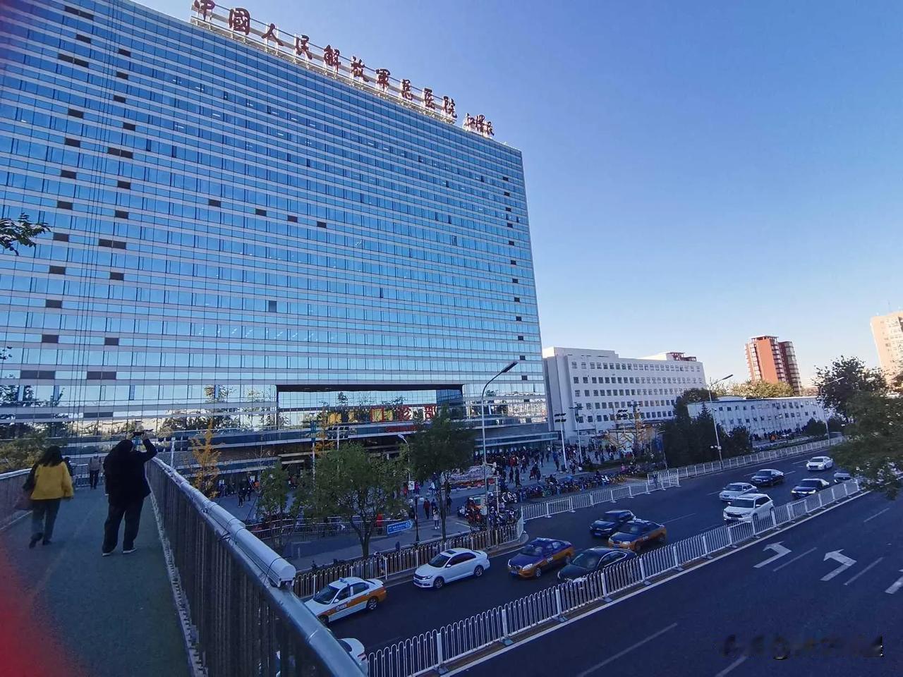 为什么说它是医疗航母的“定海神针”：军改后的“东西南北中”只能“众星捧月”中国