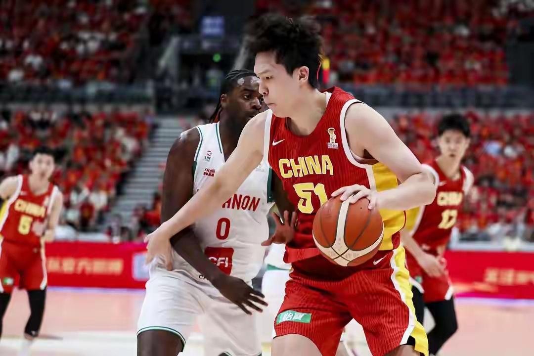 中国男篮差点被沙特爆冷就是因为三分不准，16投仅仅4中！队员们三分不准，没有别的