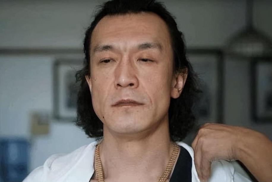 李咏去世6年后，他在医院最后的日子才被公开。当初骂了他多少句，现在就后悔几分，