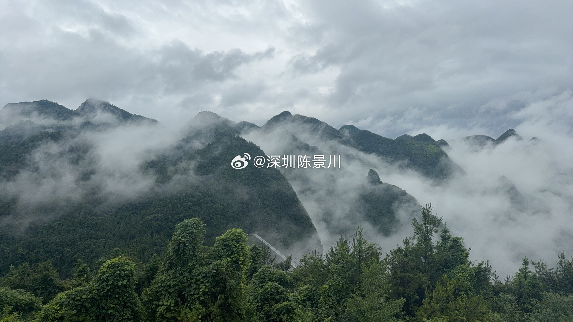 世界上最稳的最好的暴富良机：1.股市暴跌之后；2.楼市暴跌之后；3.黄金暴跌之后