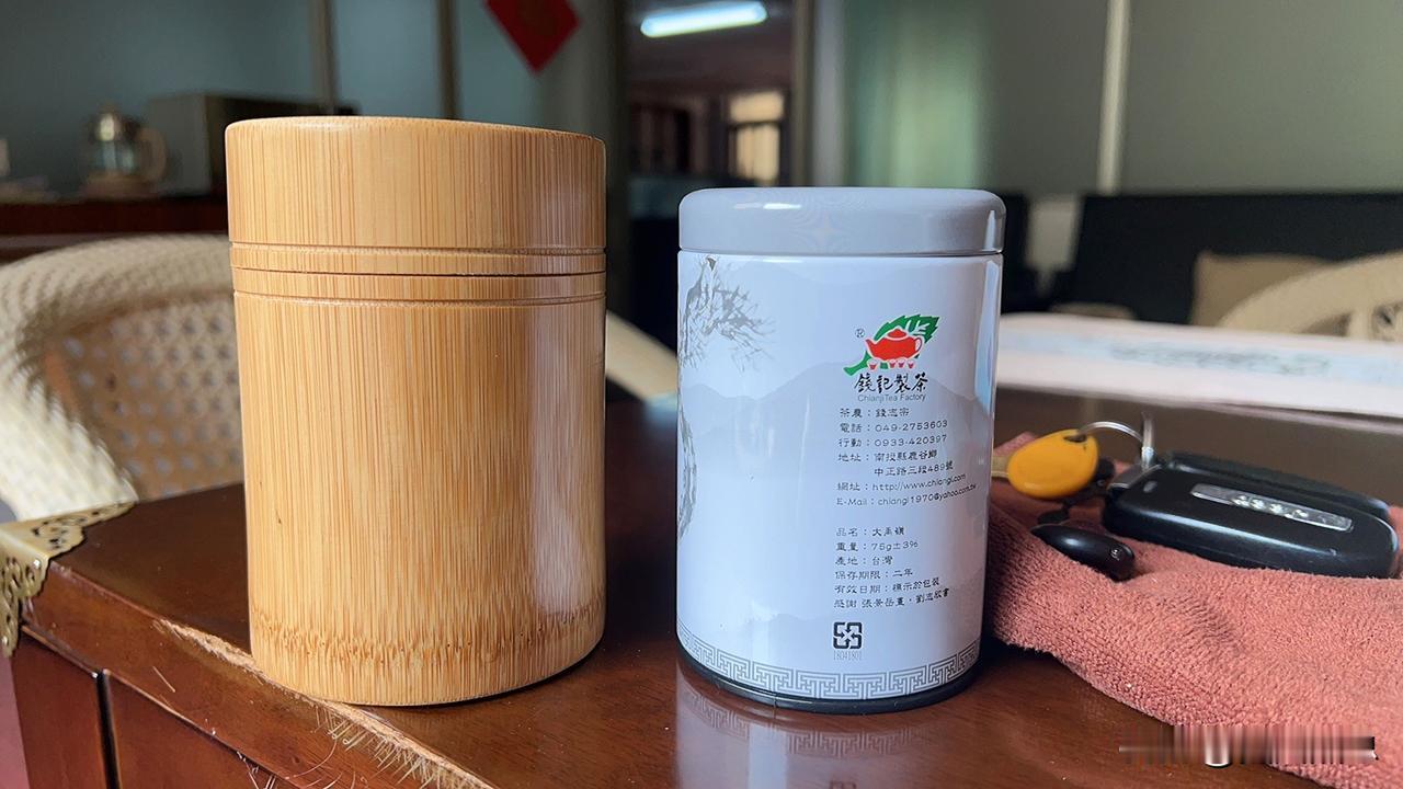 最近网上掀起了抨击马化腾和雷军的舆论风潮，着实让人一头雾水。先说雷军，有人抹黑
