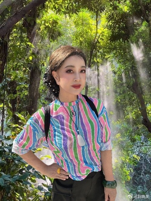 刘晓庆给自己的人生剧本取名为刘晓庆被问人生剧本叫什么，她脱口而出“刘晓庆”。不