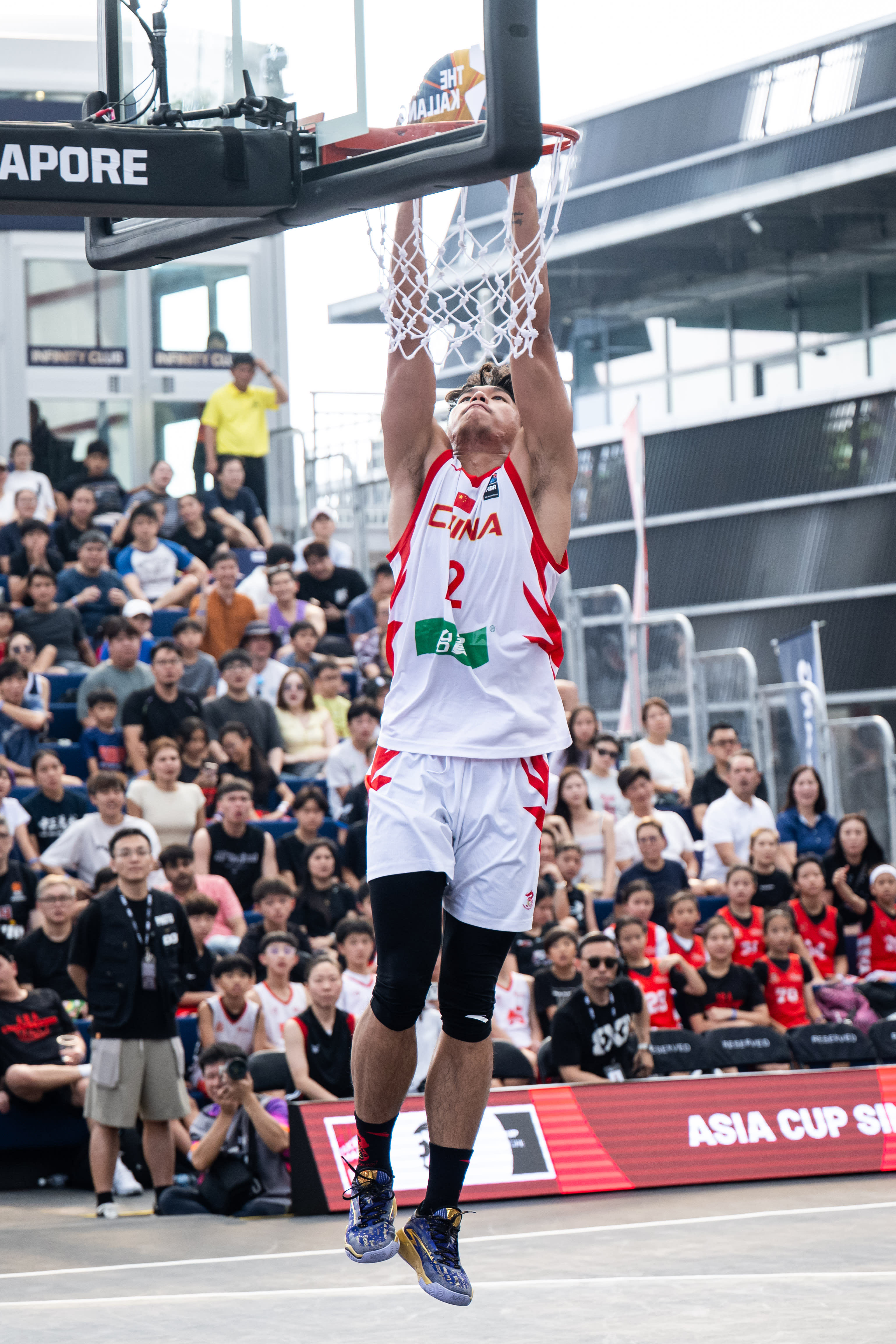 FIBA3x3亚洲杯1/4决赛，中国三人男篮20比17战胜卡塔尔队，马典成贡献3