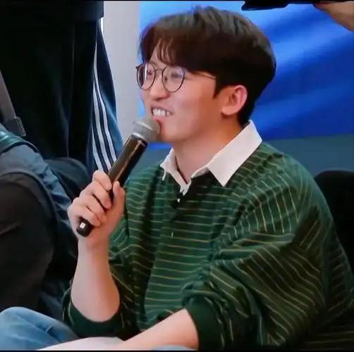 敢当面怼《跑男》总导演的飞行嘉宾后来都怎么样了？可能没留意，但凡敢跟姚译添硬
