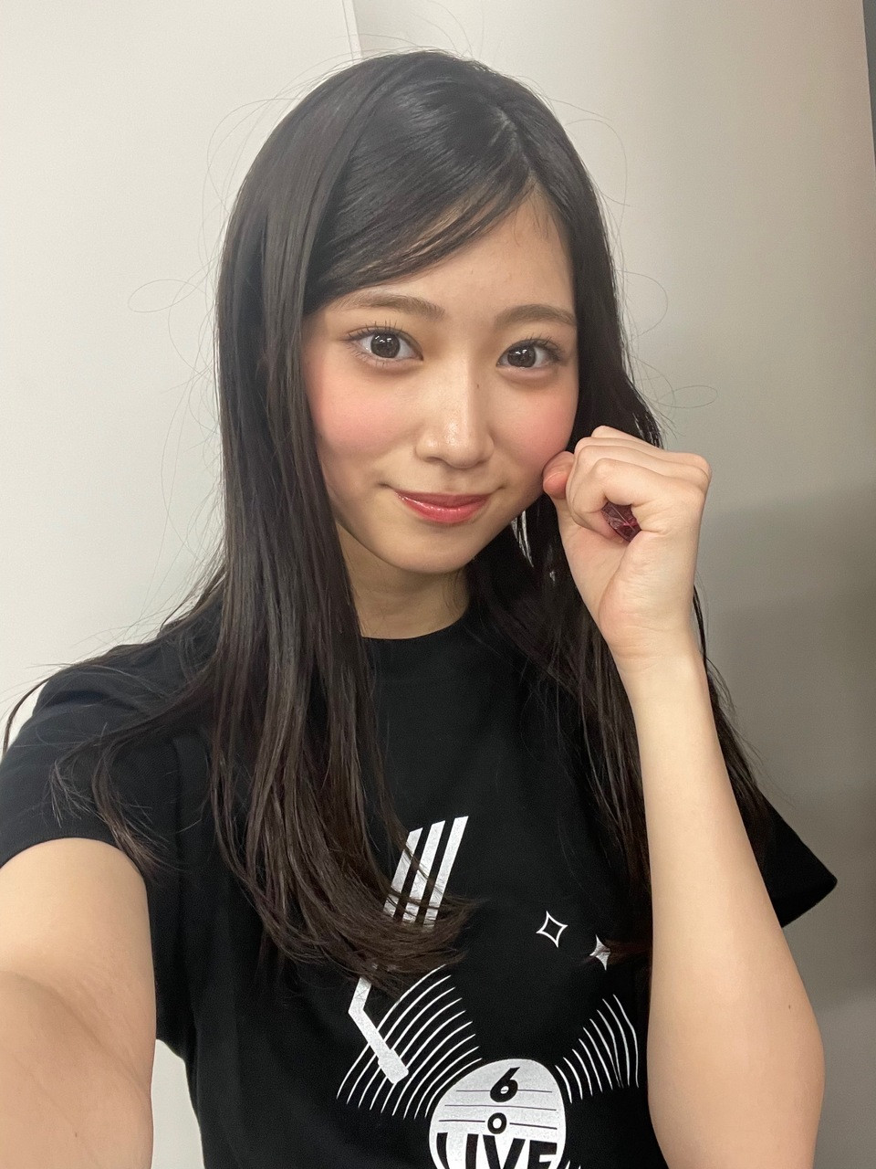 川端晃菜「先日のオンラインミート&グリートもありがとうございました！15歳になっ