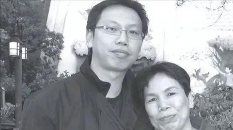 扬州一位单亲妈妈正为女儿准备嫁妆发愁时，银行卡忽然收到一笔1530万元的转账，妈