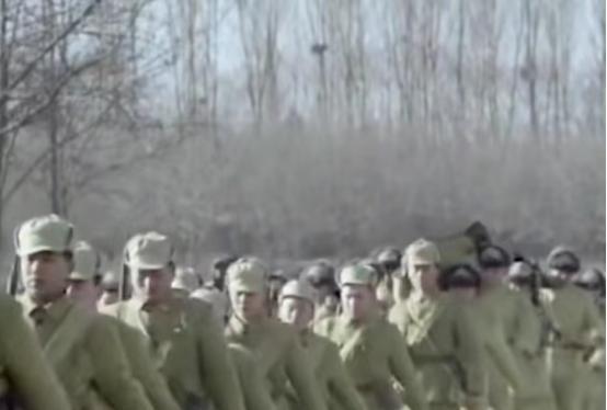 1958年，留在朝鲜援建的10万大军神秘消失，美国特务找了两年都无法找到踪迹，而