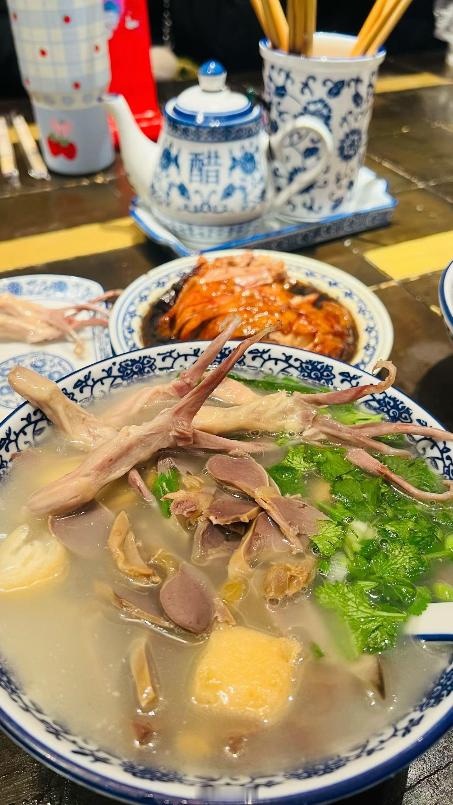 吃饱了出门搬砖咯