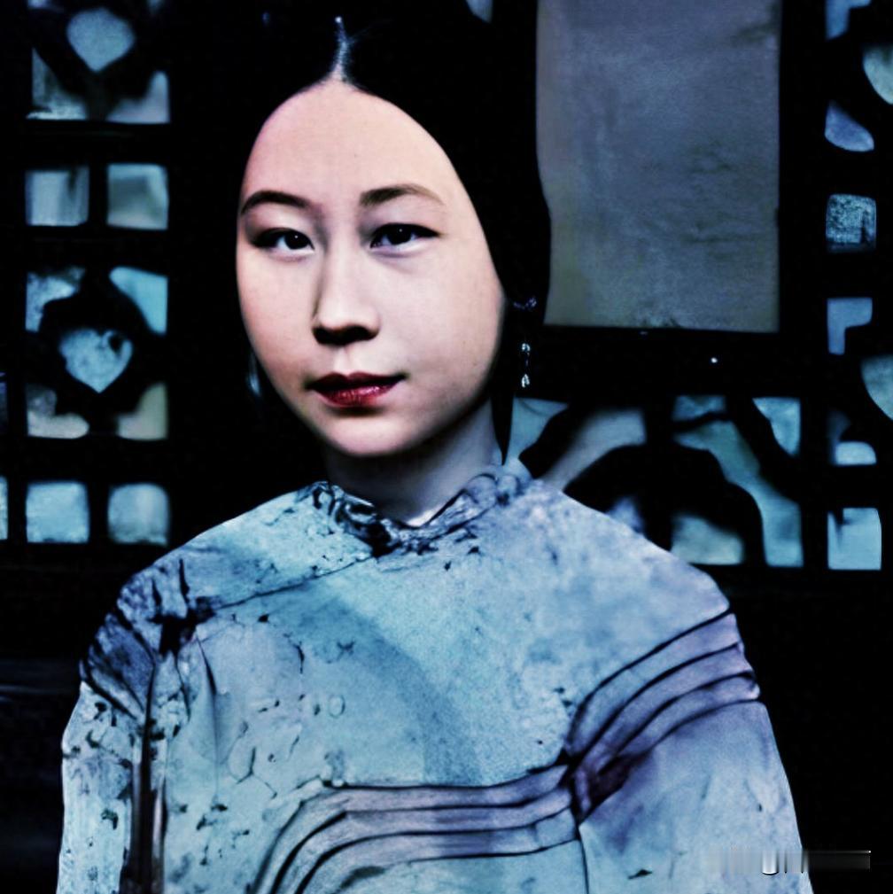 清朝时期，一名知府千金定下超高择偶标准，四品道员求娶不成恼羞成怒：就你提的这些条