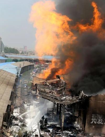 中国撤军前的神秘操作，只炸一座化肥厂，战后越南自信满满搞重建，苏联专家到场一看，