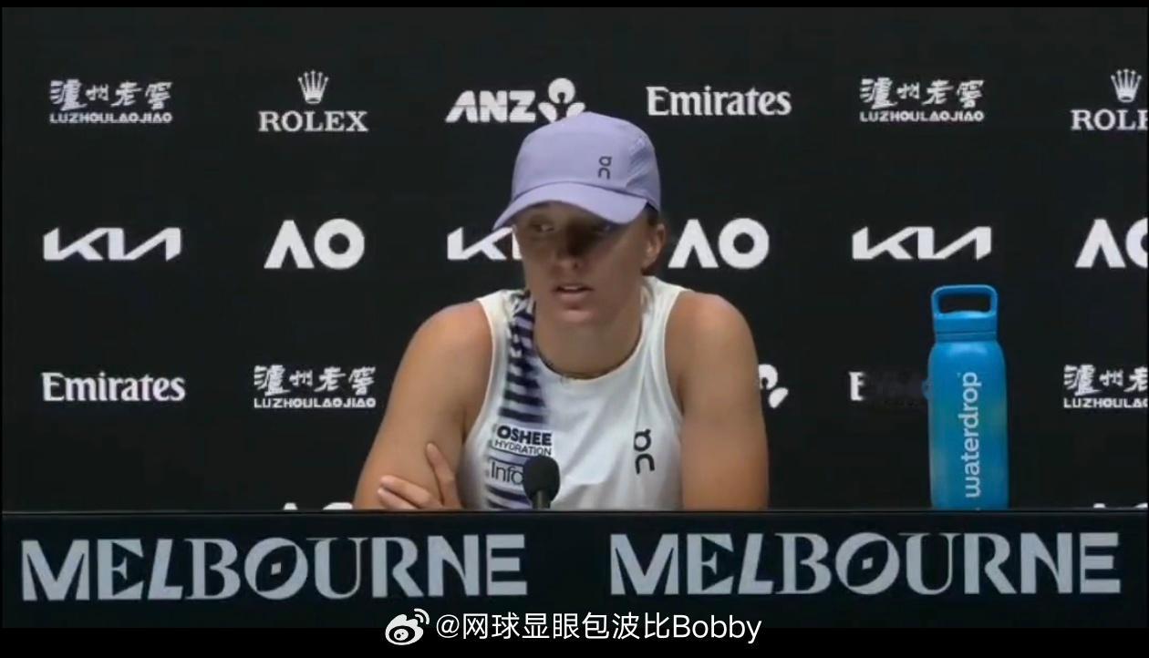 斯维亚特克新闻发布会🎤表示，与叶莲娜·雷巴金娜的首盘较量胜负仅取决于关键分，但