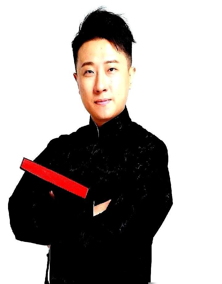 德云社后台一个月几千块，曹云金一场直播就往兜里揣15万。上千万人涌进他直播