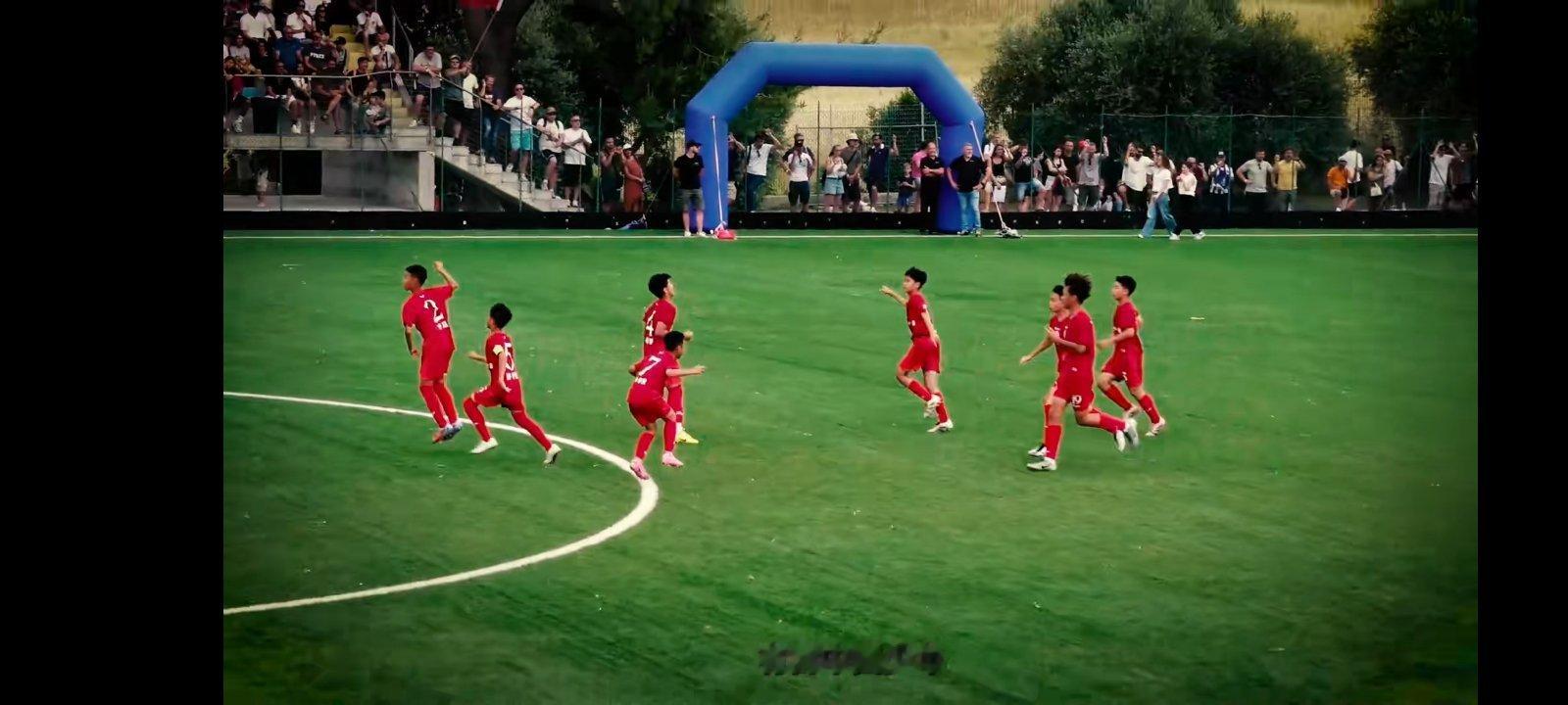 中国足球的下一场已经开场南孚聚能中国少年足球力量中国足球小将全球能量合作伙