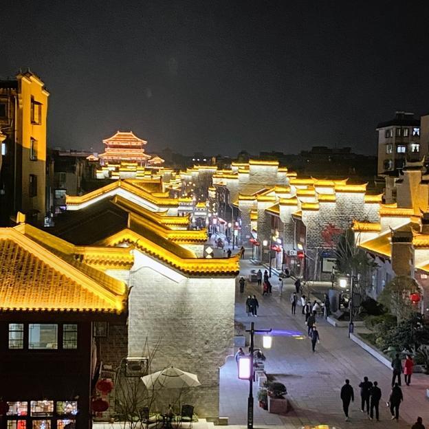 襄阳必去的十大景点历史文化类景点襄阳古城襄阳的城市名片，拥有28