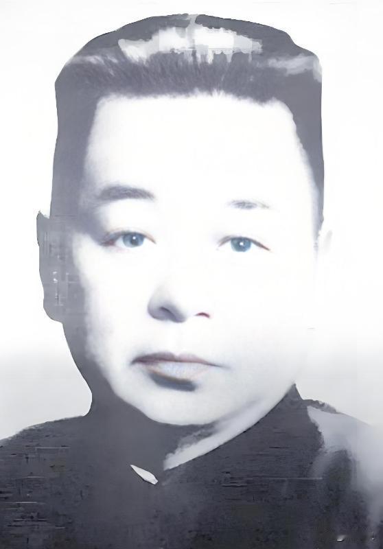 1931年，刘文辉花一百万大洋收买刘湘手下的师长蓝文彬、范绍增。结果，蓝文彬拿了