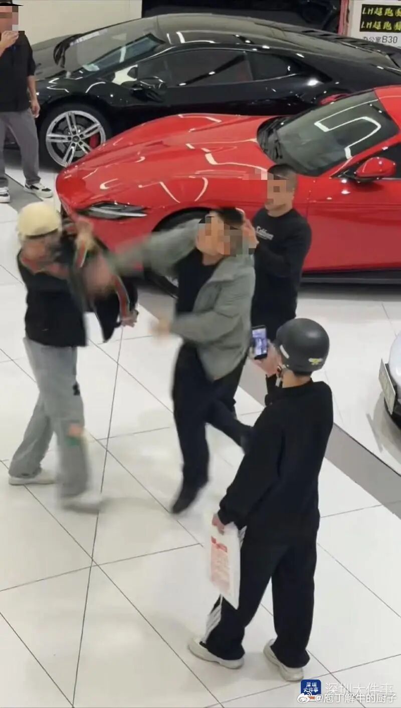 近日，知名打假维权网红“铁铁”在深圳协助消费者追讨购买法拉利10万定金时，遭遇车