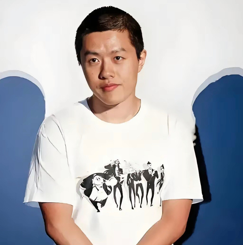 张艺谋徐克拍了一辈子，被一个学药的两部电影就超了。饺子，哪吒一50亿，哪吒二15