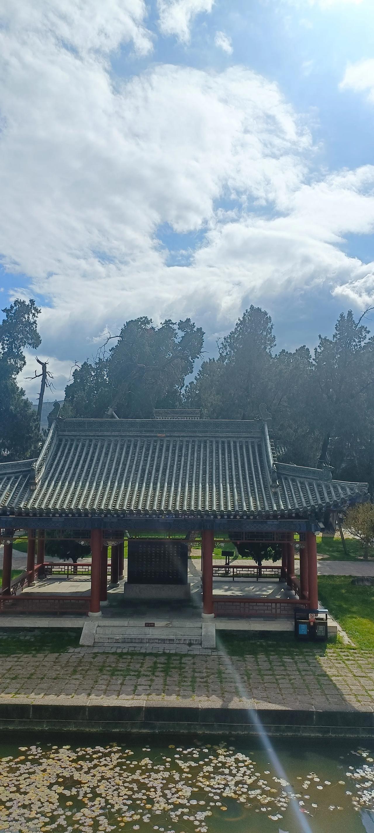 寻根问祖甘肃天水伏羲庙和河南淮阳太昊伏羲陵在这个秋季合体了。图1—6为天水伏