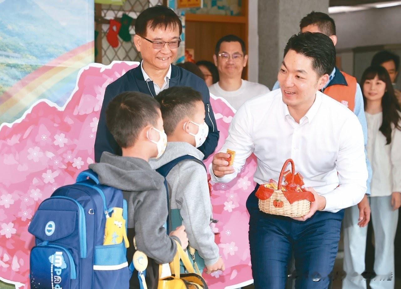 蒋万安新政，激起「夹心饼」世代共鸣，蒋万安已成蓝营新共主！台北市长蒋万安继