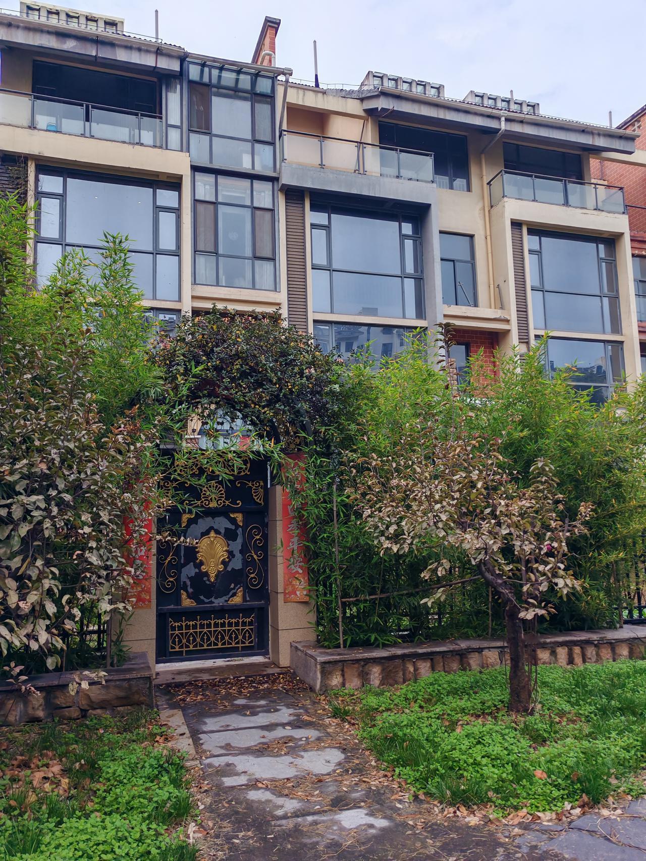 西安，啥时候开始正式供暖啊？这几天温度骤降，去公婆家住了两天，他们11月4日打