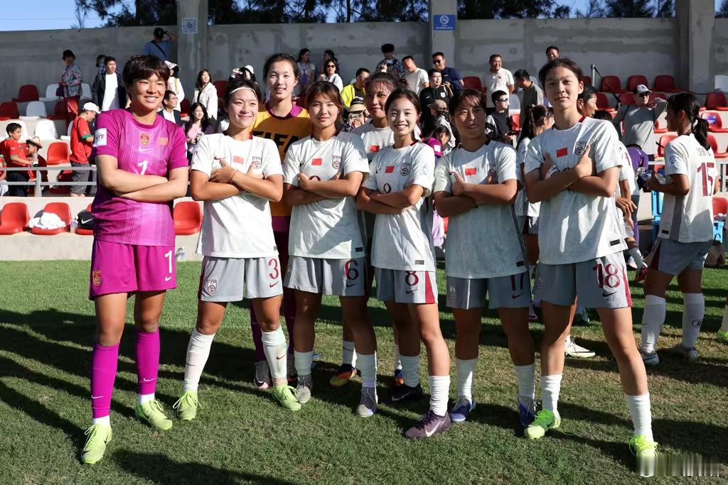 U17女足世界杯中国女足2胜1负位居C组第二,1/8决赛对手是A组第二巴西队。