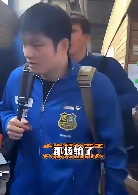 你听说了没？樊振东要回来啦，不是一两个人在说。可官方没有官宣的消息呀！要
