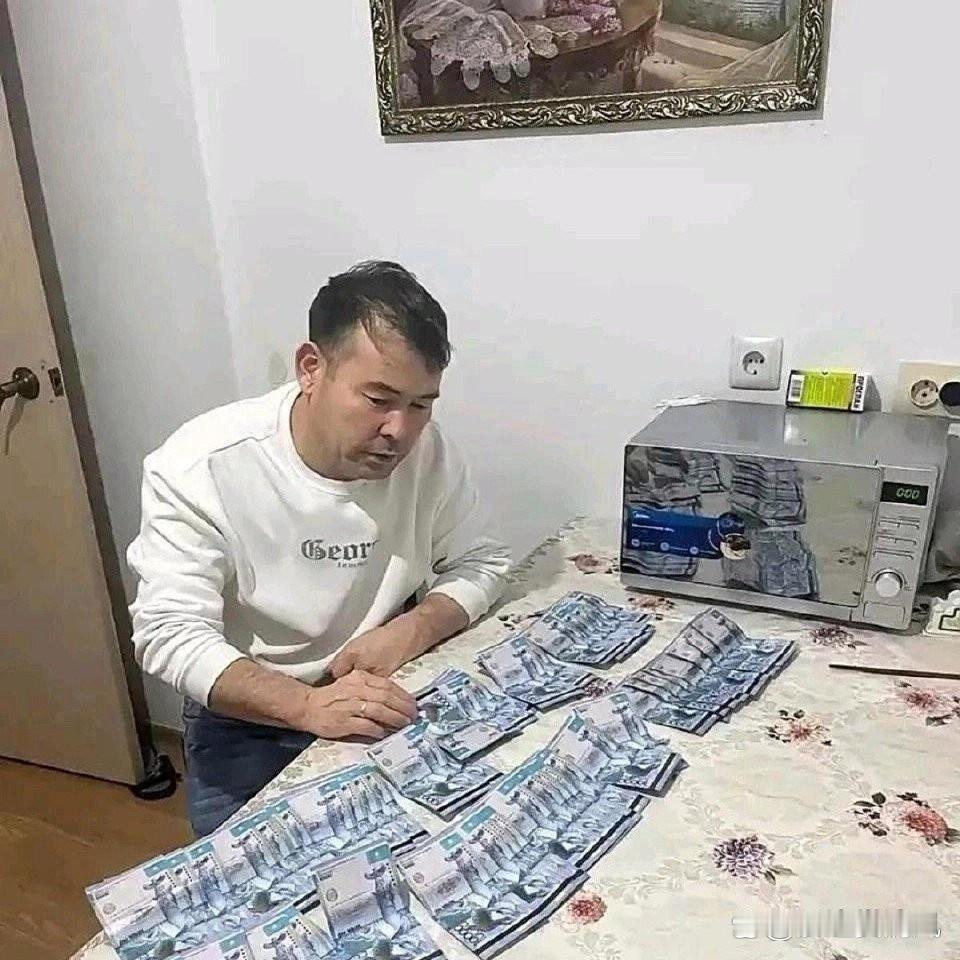 大叔这富炫得，我竟然哑口无言。