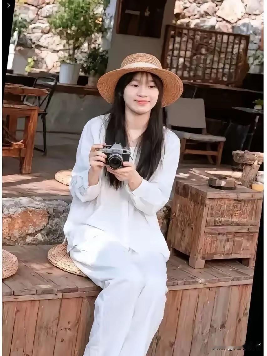 真是女大18变啊！如果没有事先和你说，你能认出这照片里面的，就是不久前还很壮实