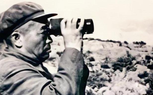 1949年，解放军遭马家军包围，眼看就要全军覆没！湟水谷地的风裹着沙尘，刮得