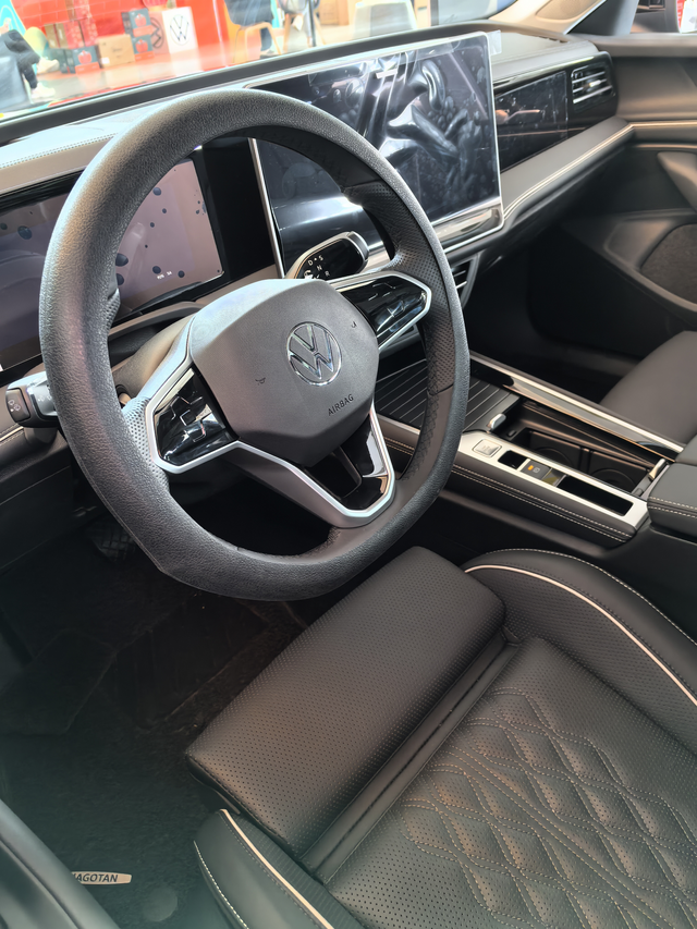 入手了显眼包是入坑了吗新车开着还可以，动力啥的没问题，不知道离合会不会不耐用