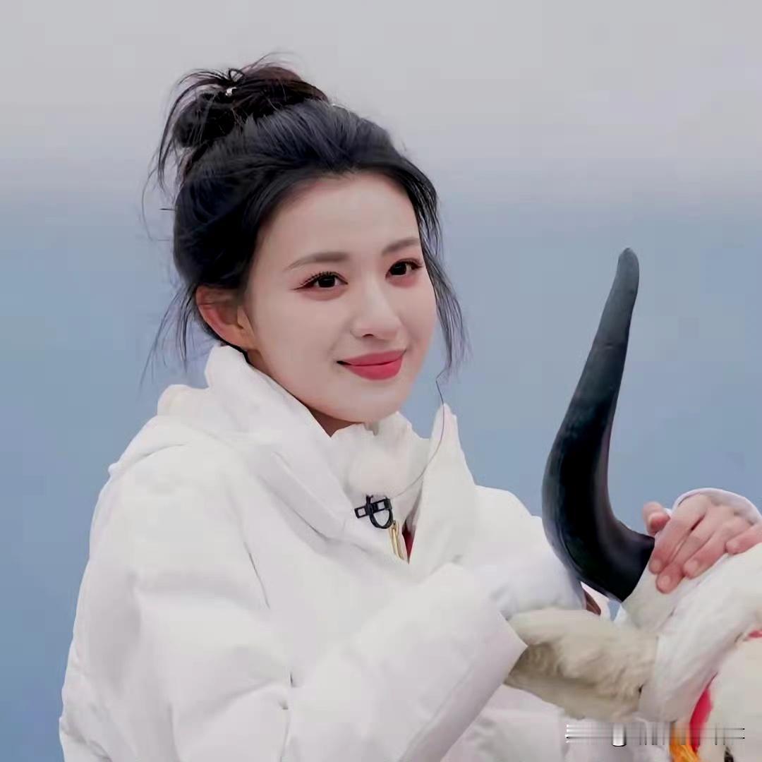 《跑男颜值杀疯了！王楚然这张脸，是内娱浓颜的“活体招生简章”》王楚然上跑男