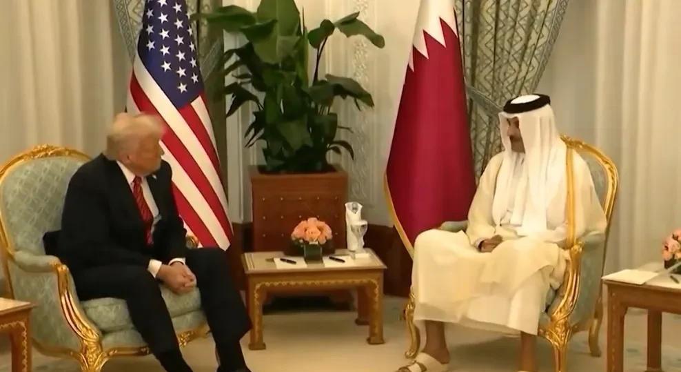 5月14日，美国总统特朗普在与卡塔尔埃米尔会晤时表示，“我知道贵国在多个地区事务