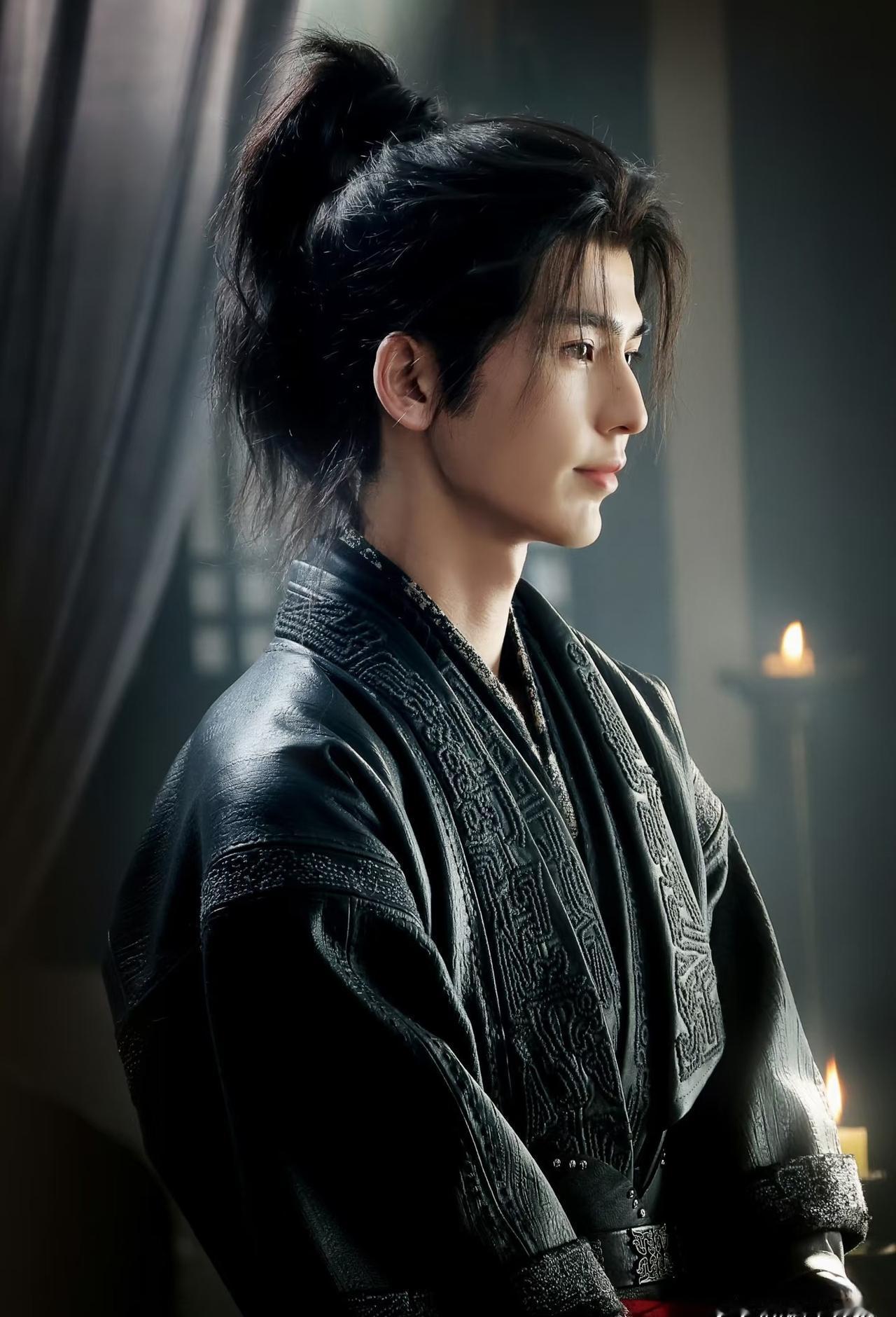 张凌赫居然要演宋威龙前女友林允的官配？这娱乐圈的风水轮流转，可真是太快了！说