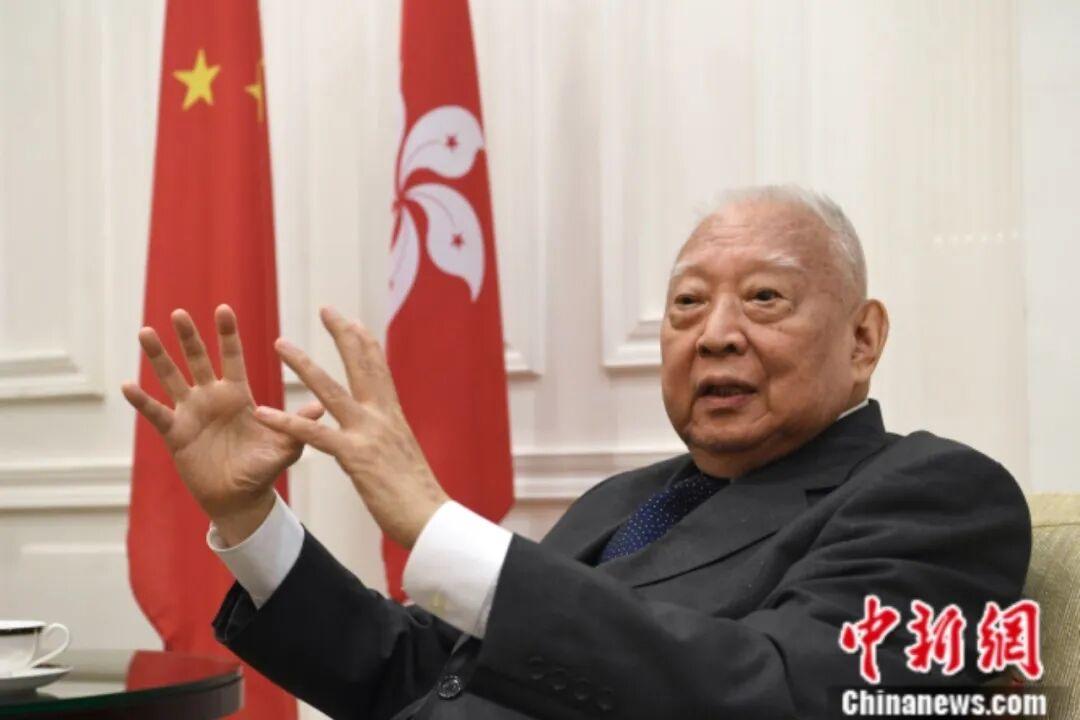 痛心！香港前特首董建华先生去世！香港特首董建华先生安详辞世，享年89岁。20