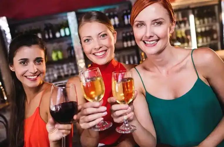 破防！糖尿病恶化头号元凶竟是它？情绪崩溃让血糖坐上火箭当糖友们还在