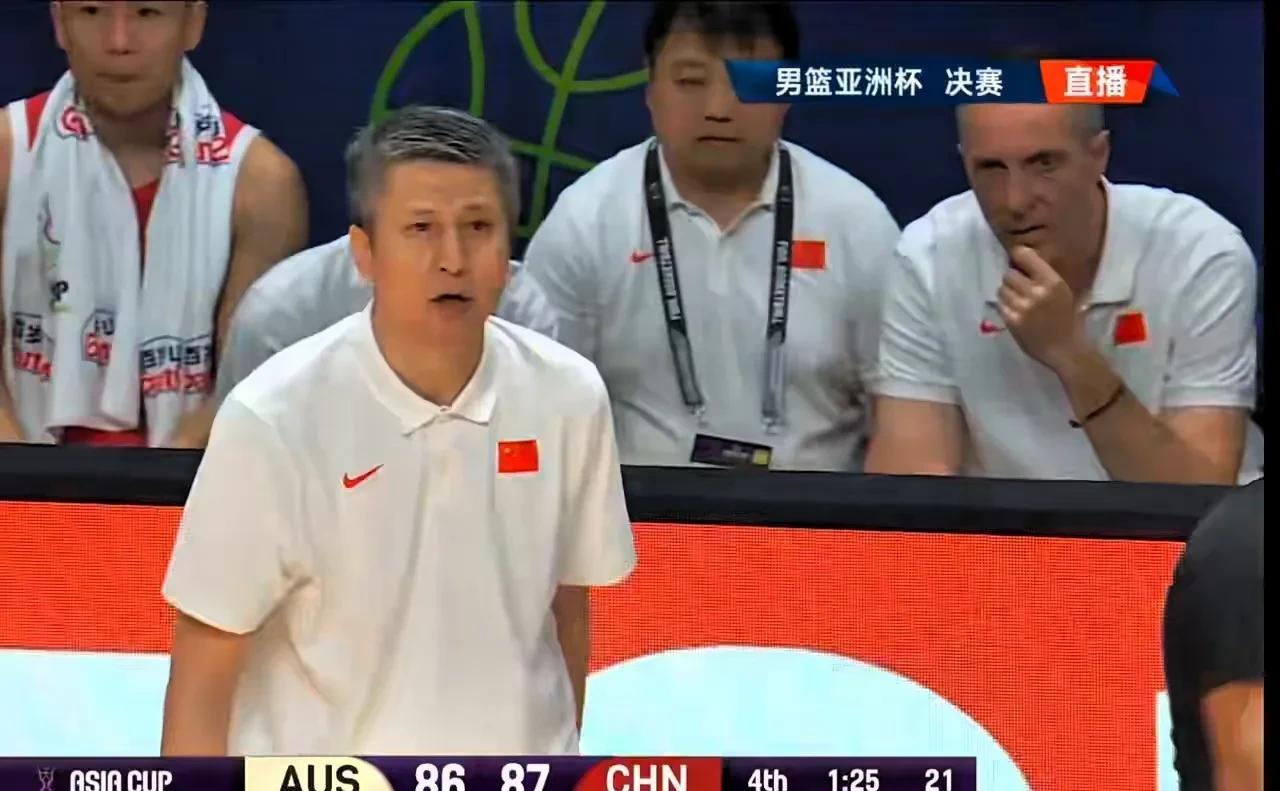 本届男篮亚洲杯，中国男篮为国家获得了约2200万奖金！12个队员（没算上教练团队