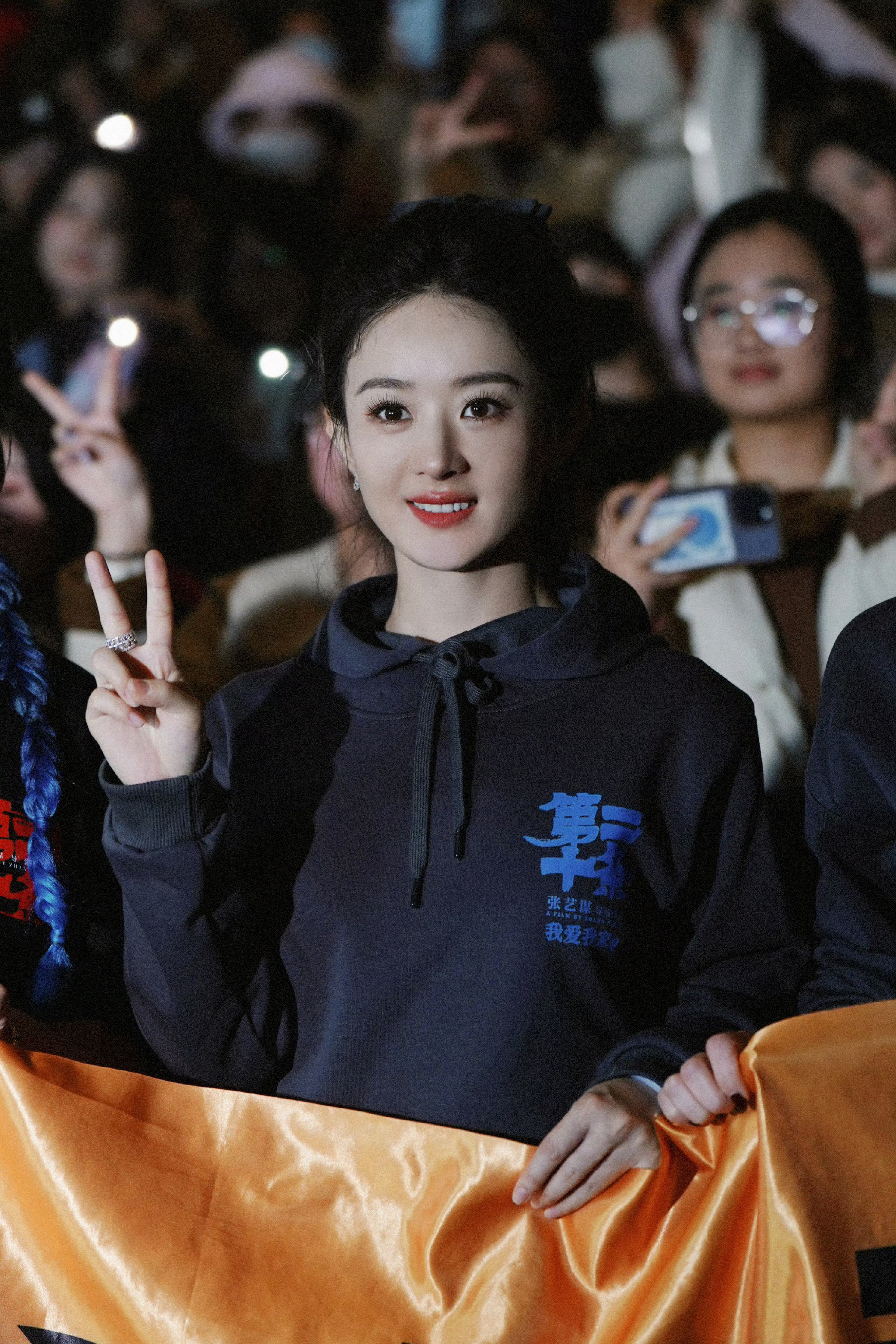 赵丽颖赵丽颖cl彩妆代言人zly汇源果肉多品牌代言人赵丽颖zly“不似玫瑰何