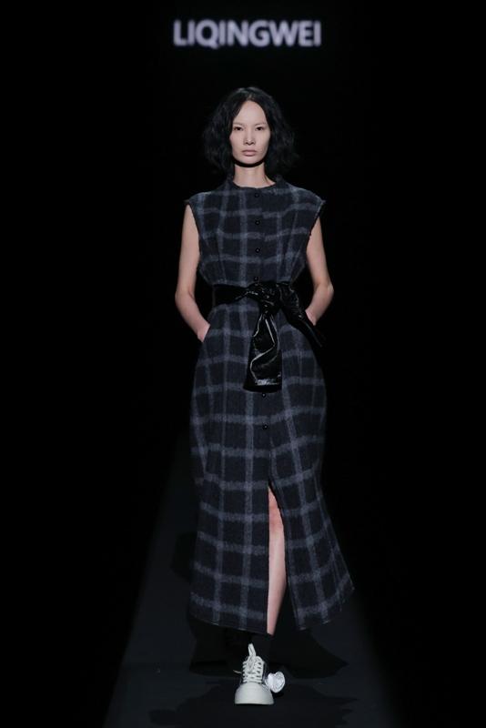 LIQINGWEI·李清伟｜盛泽时尚日2026春季中国国际时装周，是一场传