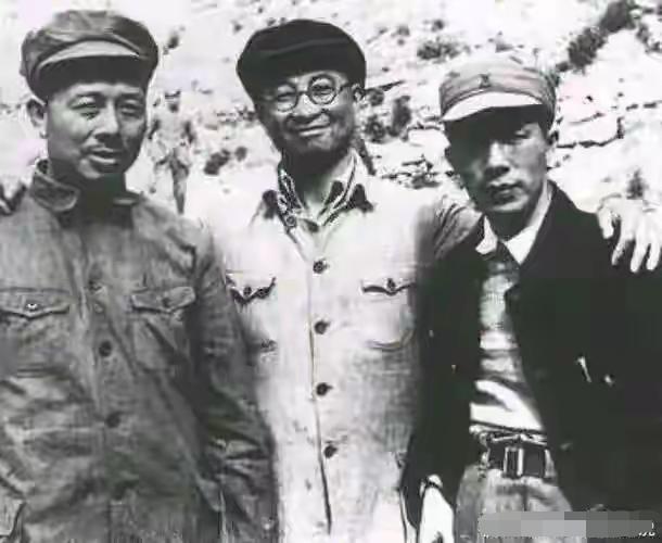 当年陈赓带出的386旅究竟有多强悍？刘伯承特别羡慕地问道：你真的还算129师的部