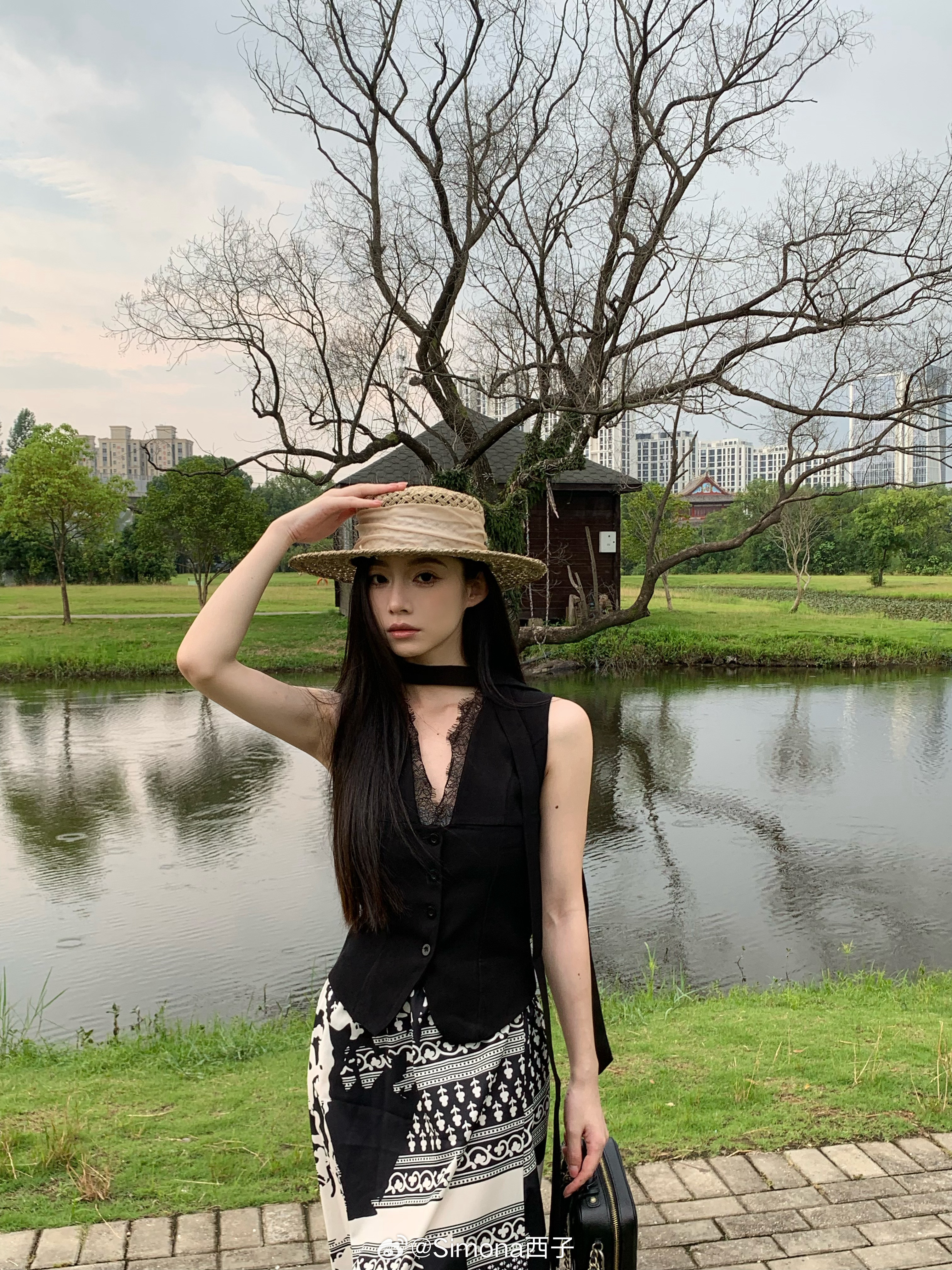 「小瑞士」🌲错了大半年的峰终于去了哈哈哈空无一人独享草坪😎​​​