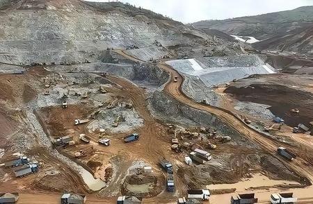 澳洲国防部长查莫斯曾对外官宣：永久剥夺香港英德、瑞尔国际、科吉尔贸易三家中资企业