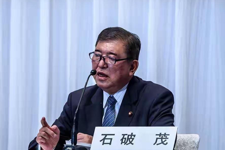 石破茂的批评戳中要害。对12月6日，中国军机“雷达照射”日本战机一事，石破茂站出