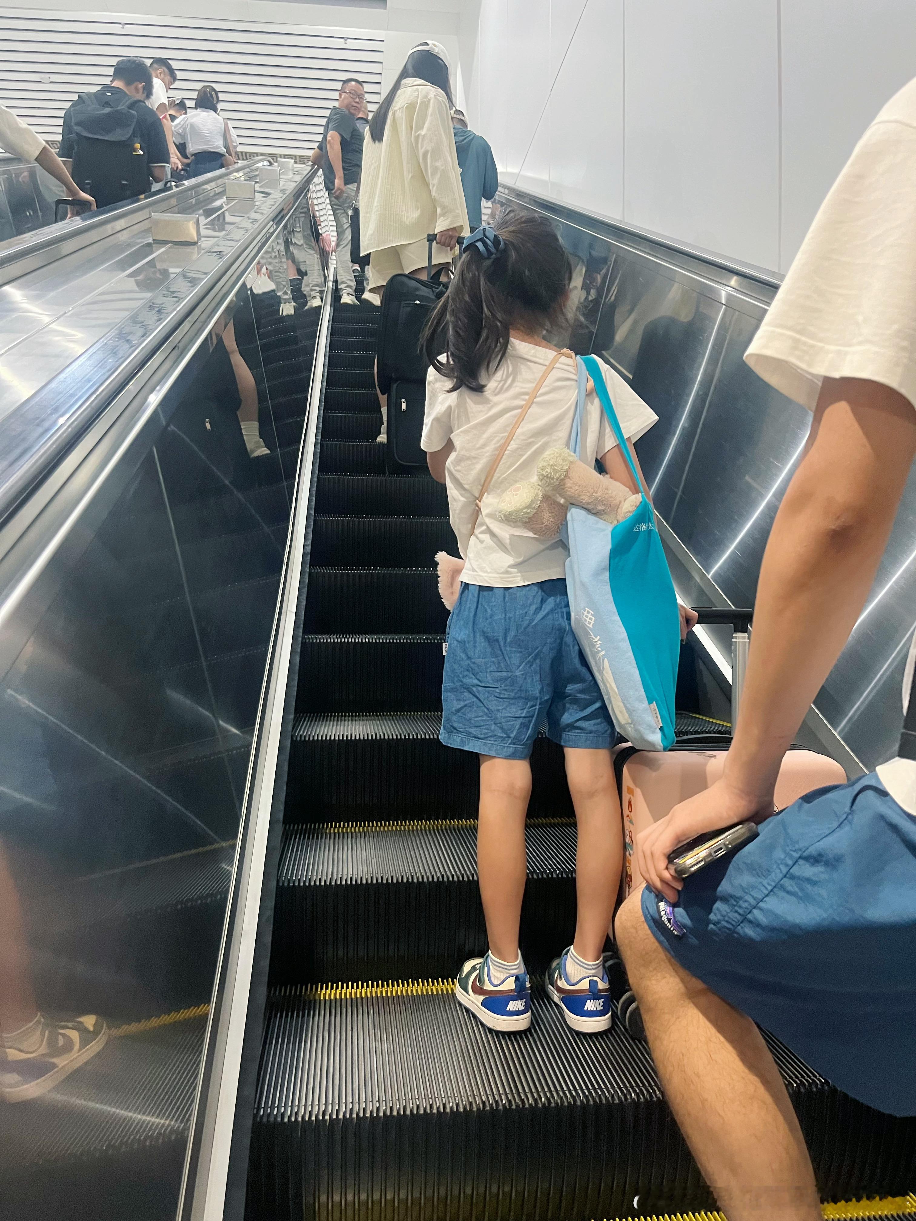 已经是个不用操心的旅行搭子了。