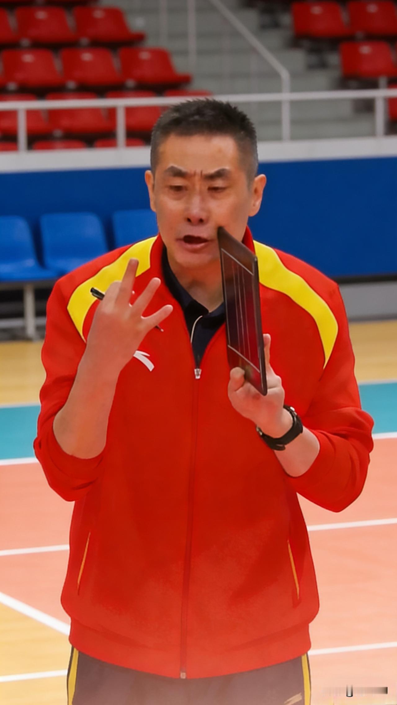 天津女排主教练陈方下课？今天有关天津女排主教练下课（被下课或者主