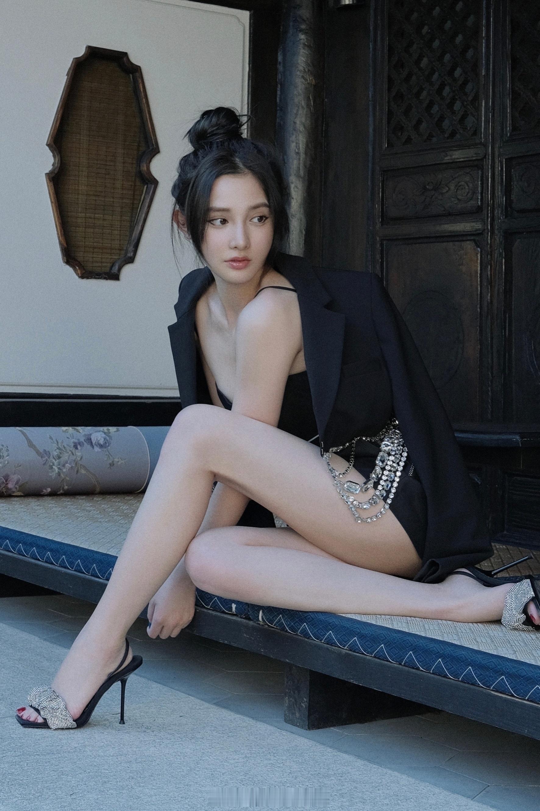 彭小苒👠​​​