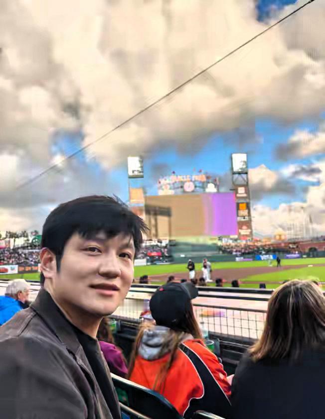 樊振东退赛锅从天降？国际乒联：怪我咯？樊振东不打世乒赛，居然有人往国际乒联