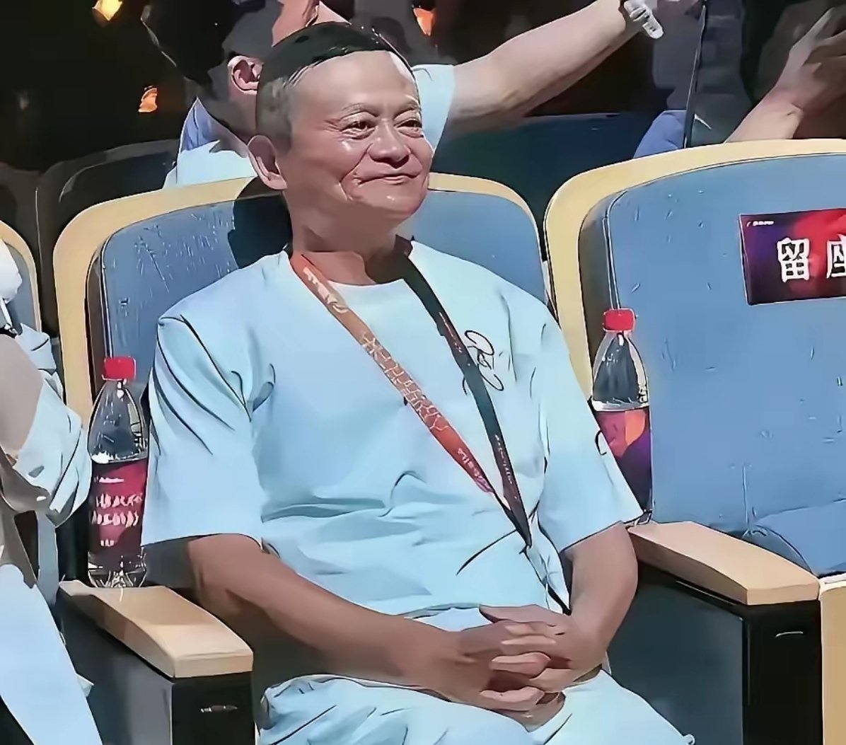 又见马老师，多了敦厚，少了锋芒……
