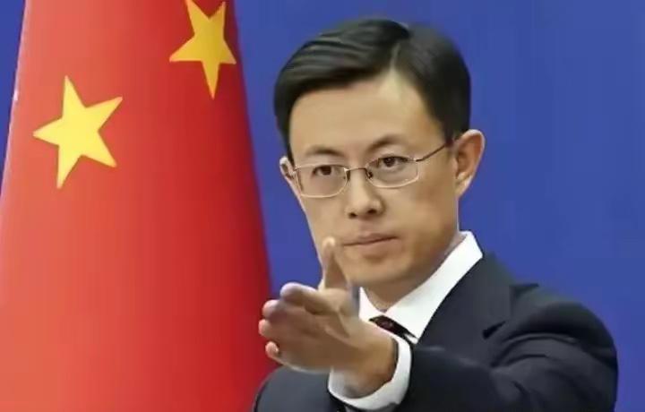 大快人心，外交部的回应来了！谁能想到啊，当年咱们中国企业好心救了英国的百年钢