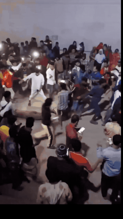 南亚又出大事了：印度教工人涉嫌贬损某先知，直接被数千暴徒打死焚烧尸体！21日孟加